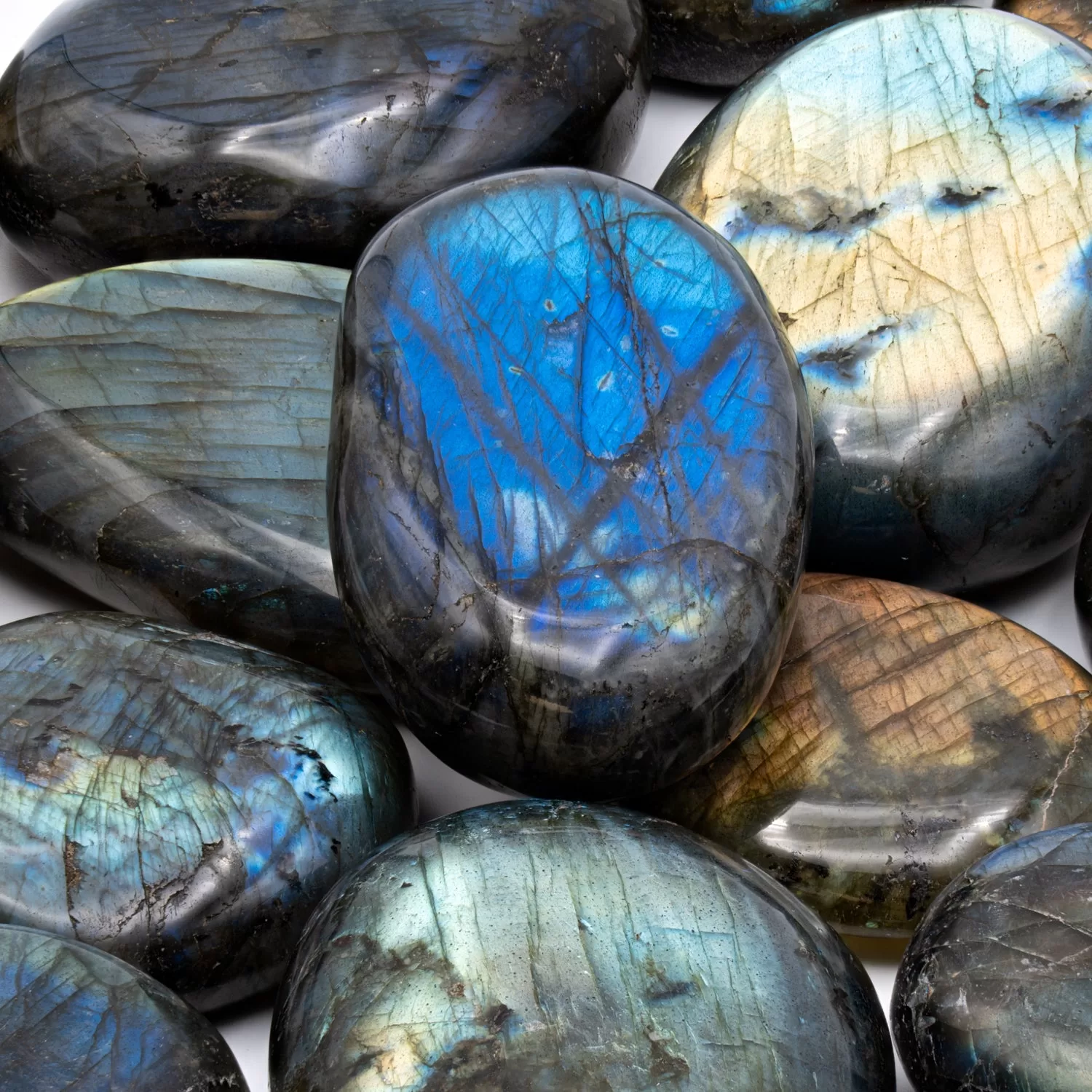 سنگ لابرادوریت / Labradorite 1 سنگ لابرادوریت