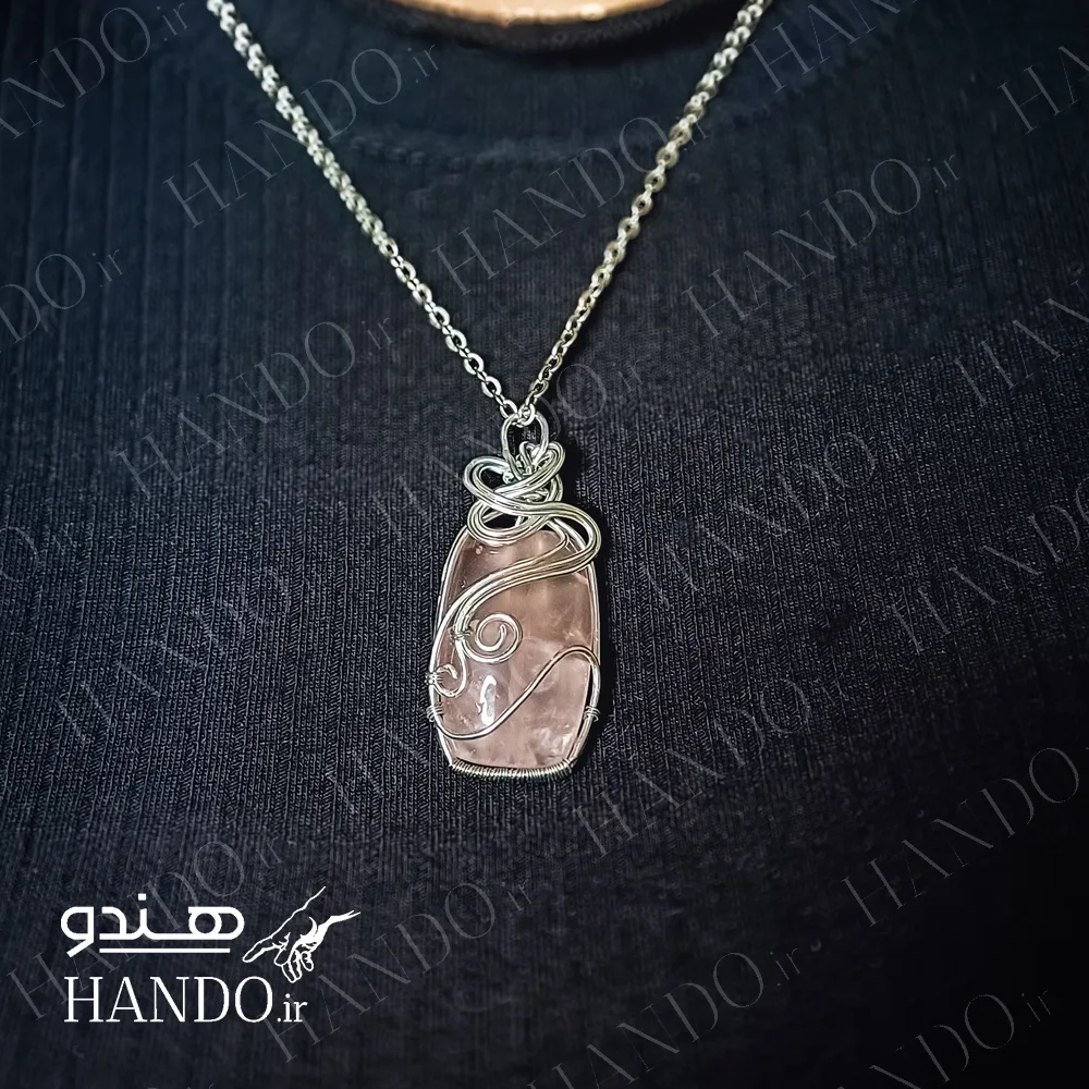 گردنبند رز کوارتز گردنبند رز کوارتز
