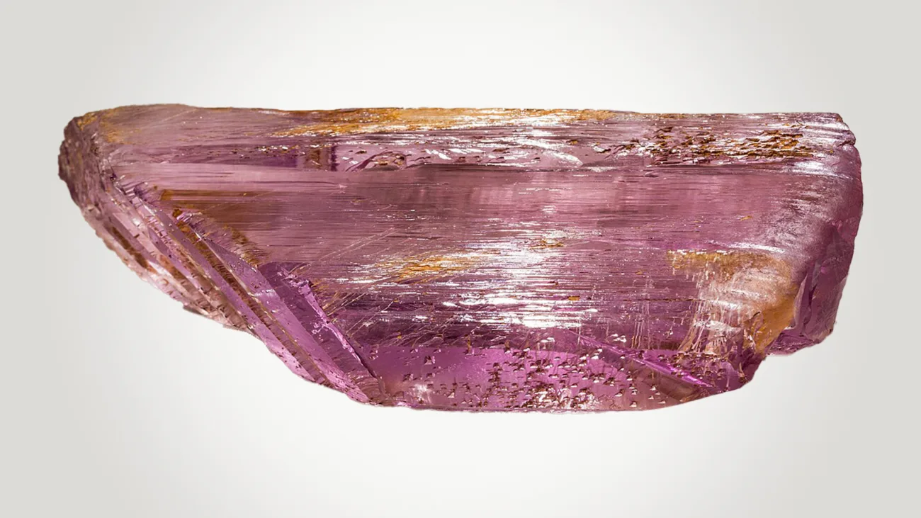 سنگ کنزایت / Kunzite