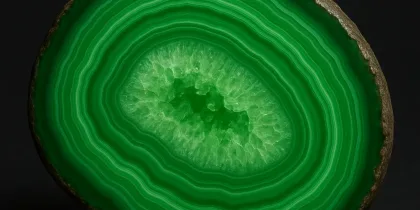 سنگ عقیق سبز / Green agate